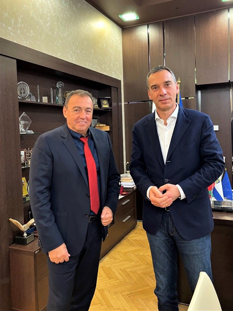 Инвеститорът Антон Стефов и кметът на Бургас Димитър Николов