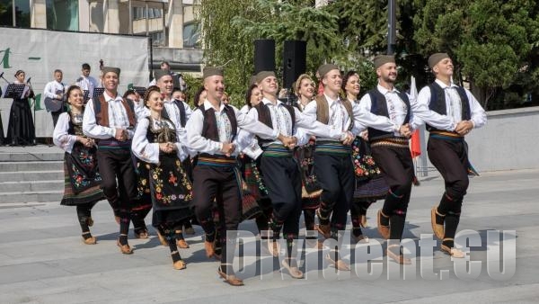 Стара Загора се поклони пред подвига на героите от Съединението на България