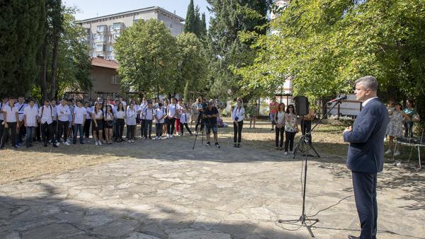 Община Стара Загора откри новата учебна година, 16 200 ученици влязоха в класните стаи