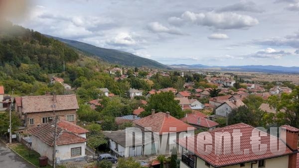 Откриха дарителска сметка за възстановяване на старото читалище в Шипка