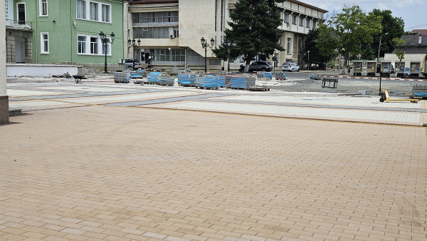 Обновяват централния площад на Гурково с  модерна визия