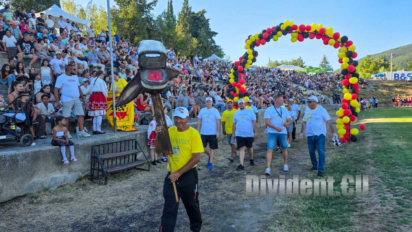 Паметник на магарето и биорали с каруци за празника на град Гурково (ВИДЕО)