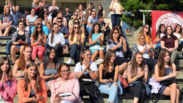 Близо 2000 първокурсници прекрачиха прага на Тракийски университет - Стара Загора