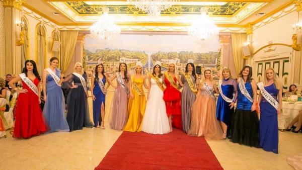 Красавица от Раднево грабна короната на Мисис България Вселена 2021