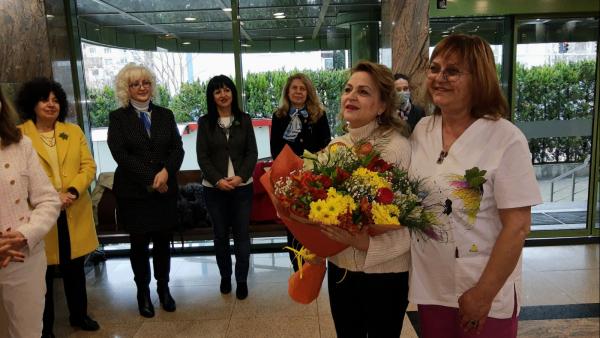 На Бабинден сапунът се плъзна леко в АГ отделението на Болница  Тракия