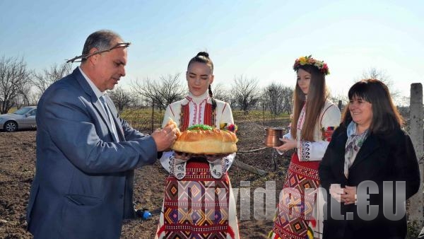 Зарязаха лозята на Тракийски университет за здраве и берекет