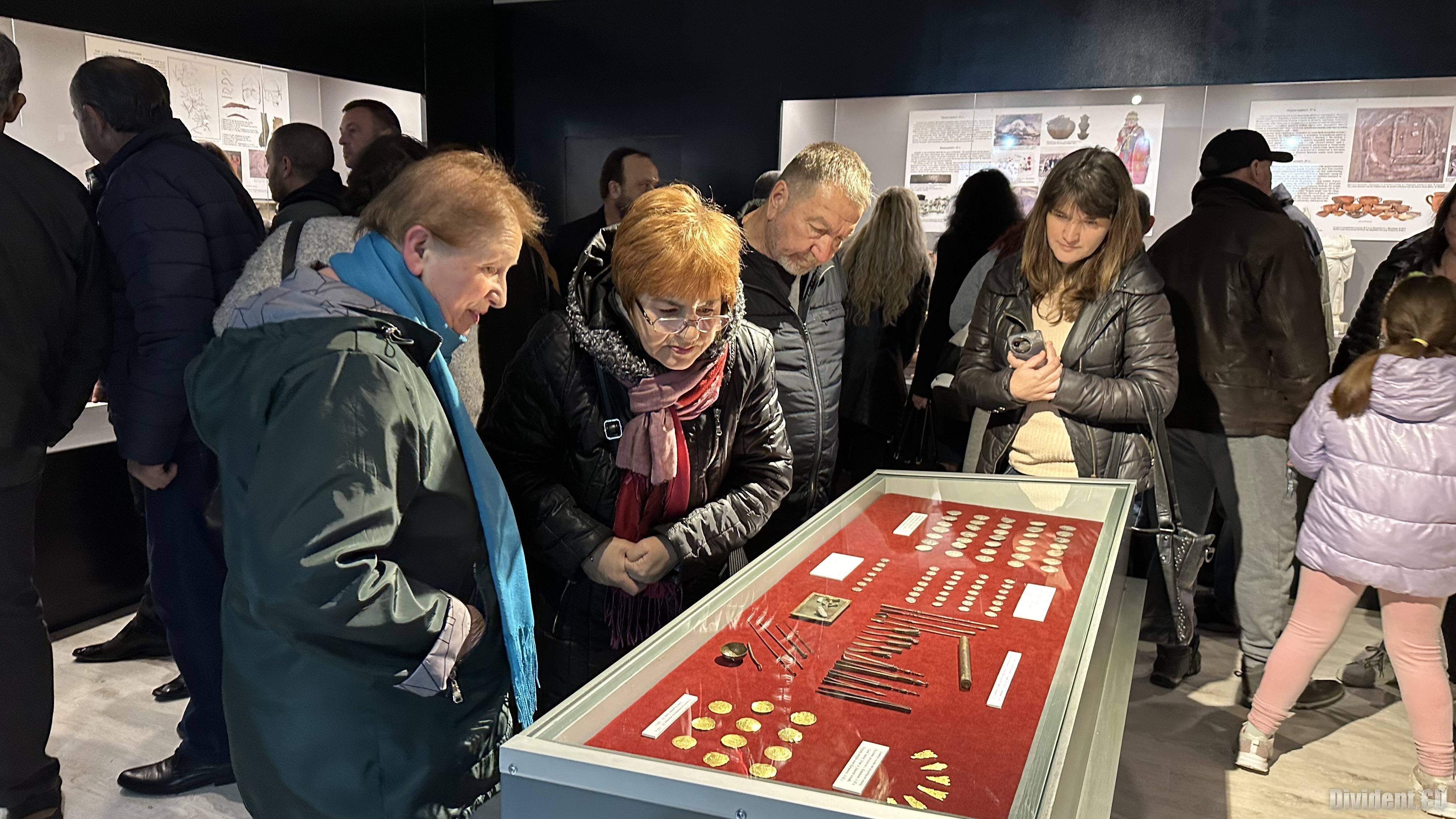 Откриха новата постоянна експозиция Археология на Исторически музей - Нова Загора