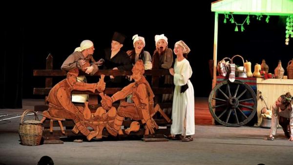 Театралите при СУ  Пейо Яворов  в Чирпан грабнаха първа награда на фестивала  Малкият принц