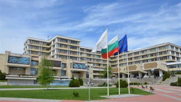 VIII-та Регионална научно-практическа конференция  Дерматологичен компас е  под патронажа на ректора на Тракийски университет и кмета на Бургас