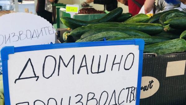 Силен интерес от страна на производители и клиенти към фермерските пазари в Казанлък