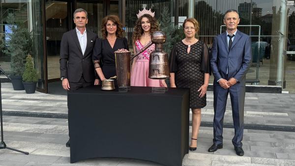 Откриват първия Дом на розата в Мадрид със съдействието на Община Казанлък