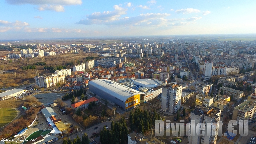 Нови куриерски фирми навлизат в Стара Загора, търсят складове под наем