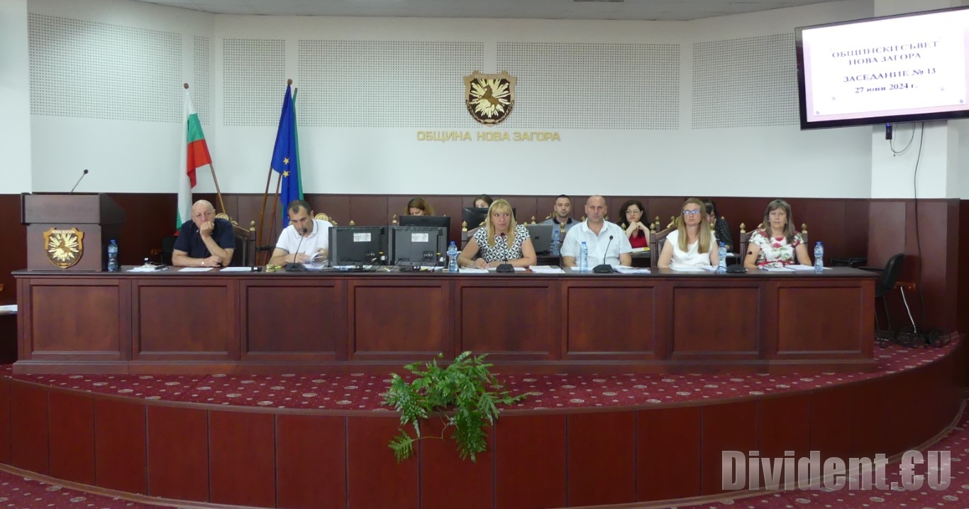 Кметът на Нова Загора с доклад за взетите мерки след погромната буря