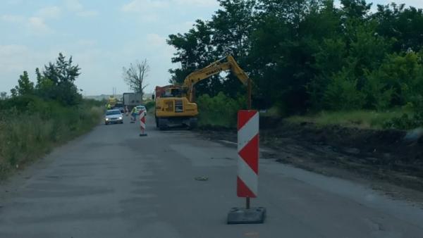 След години протести ремонтът на пътя Мъдрец – Обручище започна