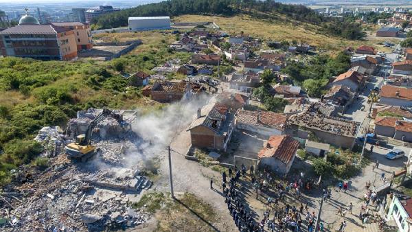 Събарят 36 незаконни къщи в Стара Загора, строени на общинска земя