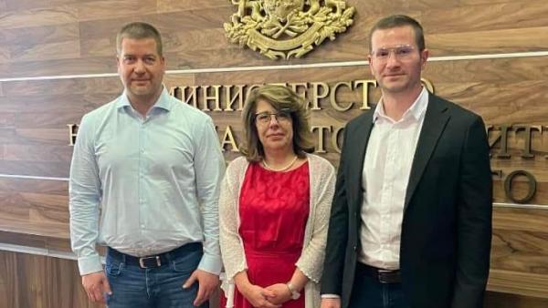 Кметът на Стара Загора подписа с МРРБ финансиране на обекти за над 15 млн. лева
