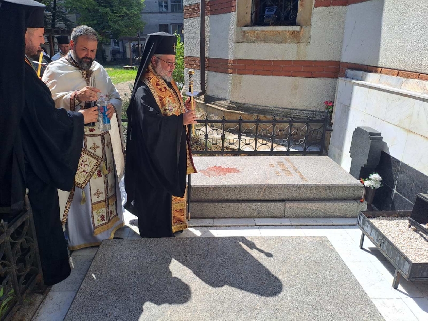 Отслужиха панихида в памет на митрополит Панкратий