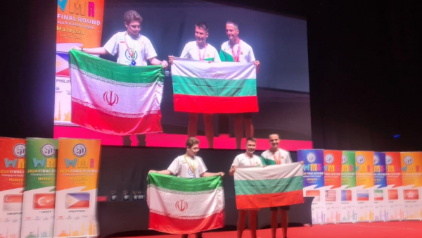 Ученик от старозагорско училище е победител в престижно математическо състезание в Азия