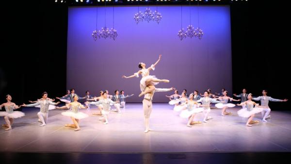 Балет от Южна Корея представя танцова гала на легендарния хореограф Джордж Баланчин