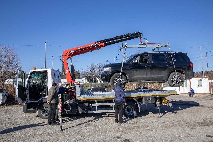 Принудително премахнаха 5 изоставени автомобила в Стара Загора