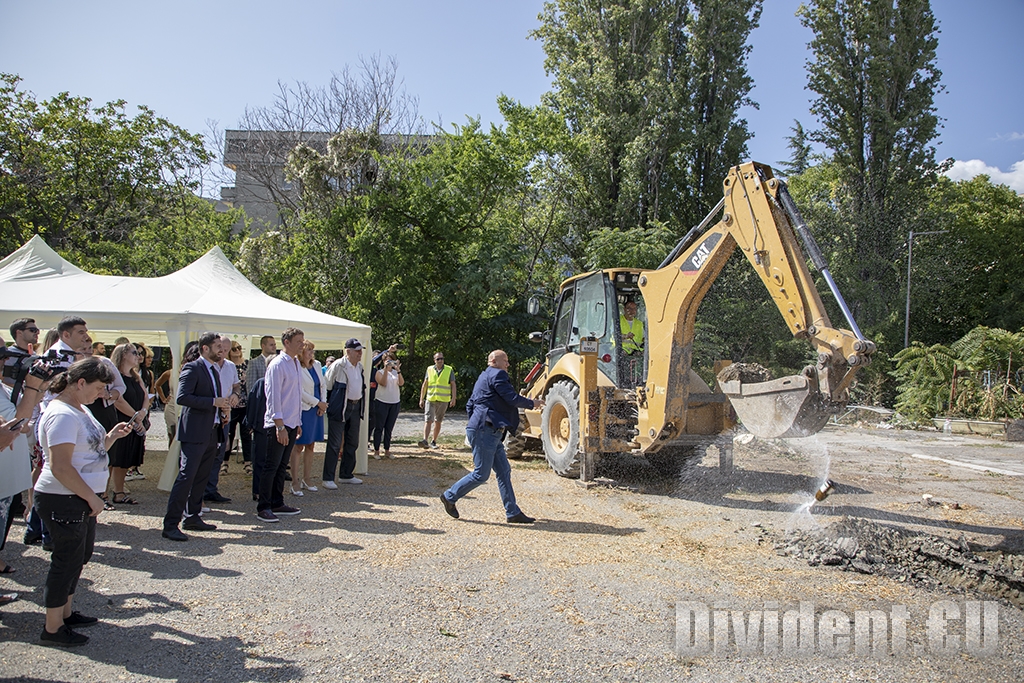 Започна реконструкцията на новия Руски пазар в Стара Загора