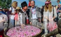 Български парфюм с розово масло ще атакува световните пазари