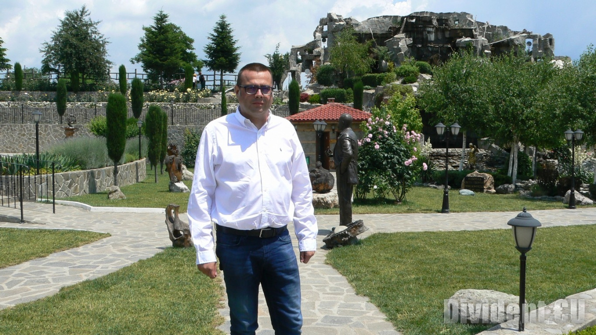 Атанас Радев: Догодина представяме новия български парфюм Дамасцена