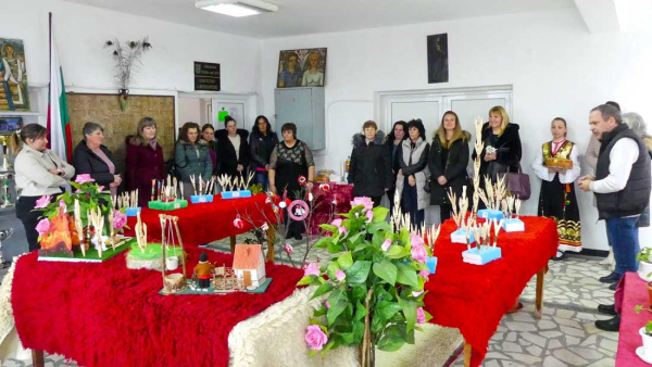 Отличиха най-добрите майстори на бутурници на регионална изложба в Млекарево