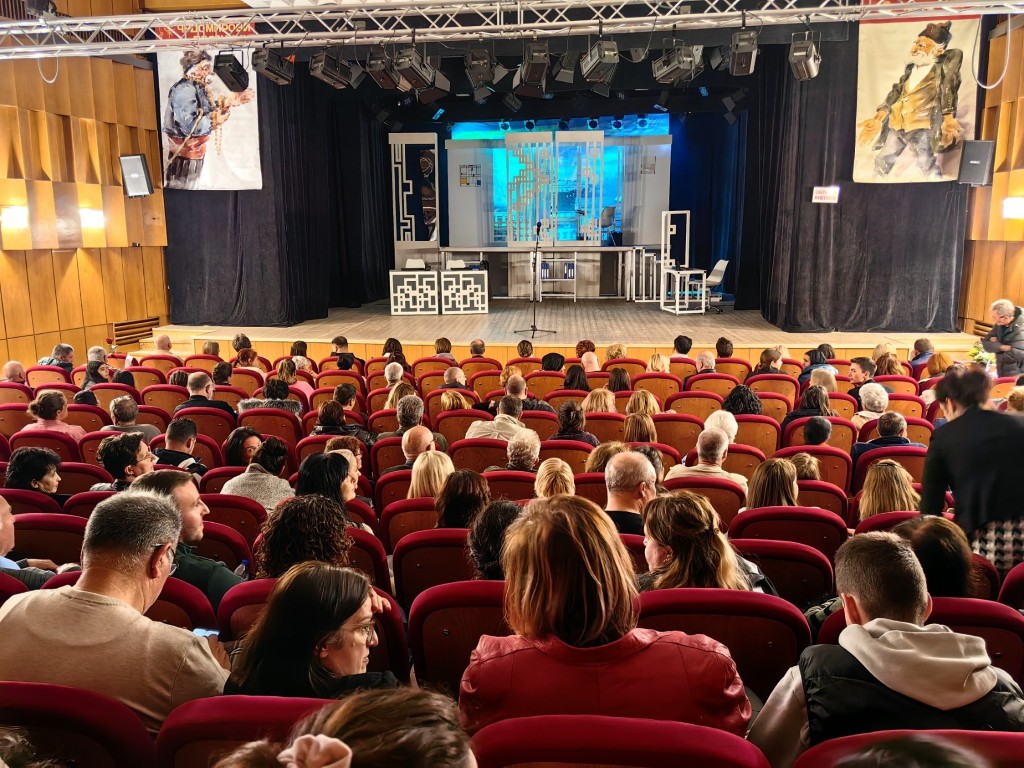 Емоционален втори ден от Чудомировите празници в Казанлък