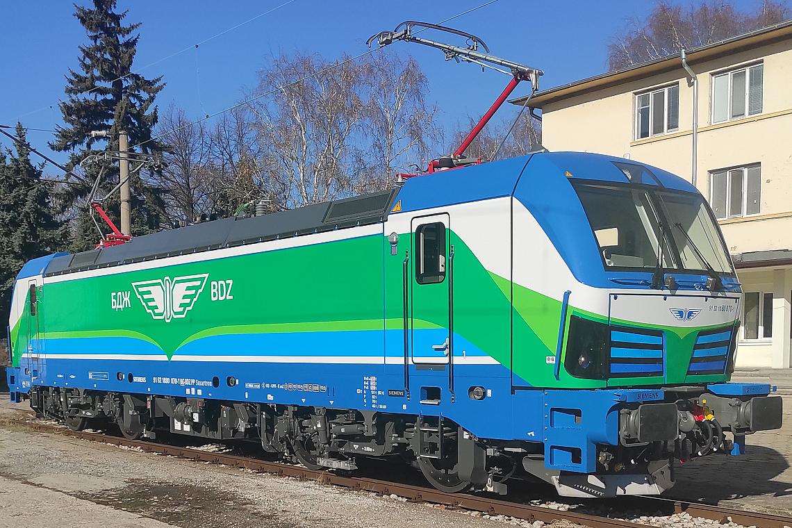 Новите локомотиви  Смартрон  на БДЖ ще носят имената на български възрожденци