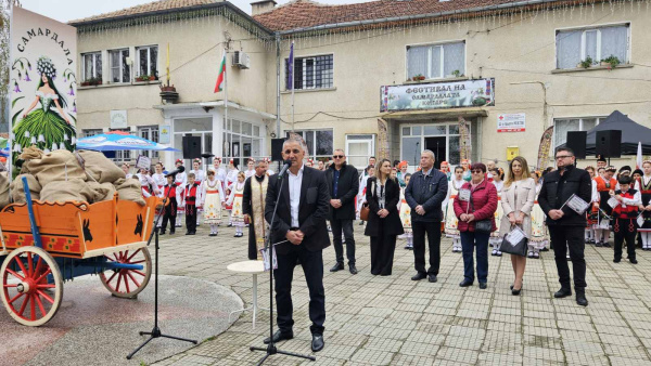 Кметът на Гурково Кънчо Папазов: Самардалата е не просто трапезна сол, тя е нашето богатство