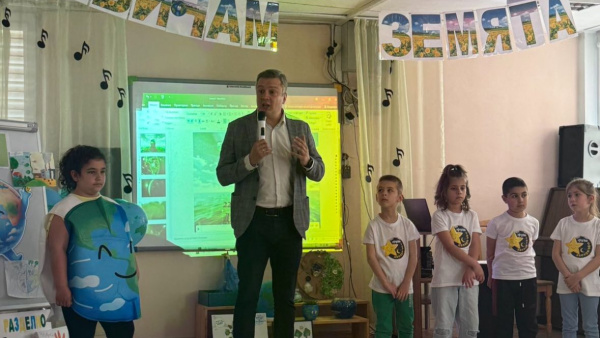 Откриха Седмицата на Земята в първата детска градина с разделно събиране на отпадъците