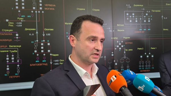 Жечо Станков: България подпомогна възстановяването на електрозахранването при срива в съседни страни