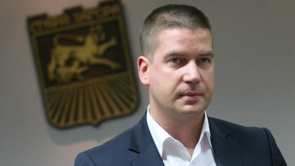 Кметът Живко Тодоров сформира екип за огледи в селата, засегнати от градушката
