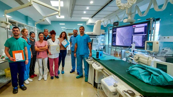 Кардиолози премахнаха с литотрипсия тежка калциноза в сърцата на двама старозагорци
