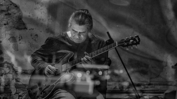 Премиера на LIFE LINES с Петър Салчев – поезия и джаз фузия на Jazzфест 2025