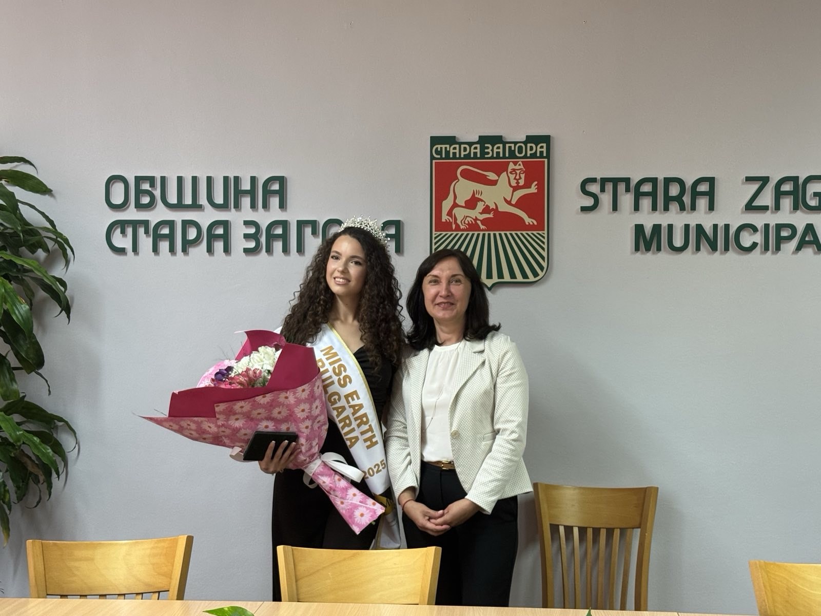 Старозагорка ще представя България на световния конкурс  Miss Earth  във Филипините