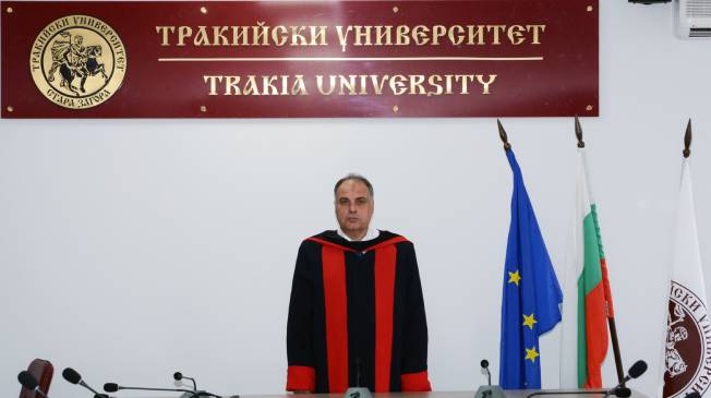 Проф. Румен Бинев встъпи като временно изпълняващ длъжността ректор на Тракийски университет