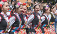 Моден спектакъл в Стара Загора събира средства за нови костюми на ансамбъл  Загорче
