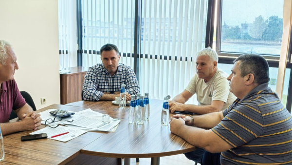 Община Гълъбово предприема незабавни мерки срещу безстопанствените животни