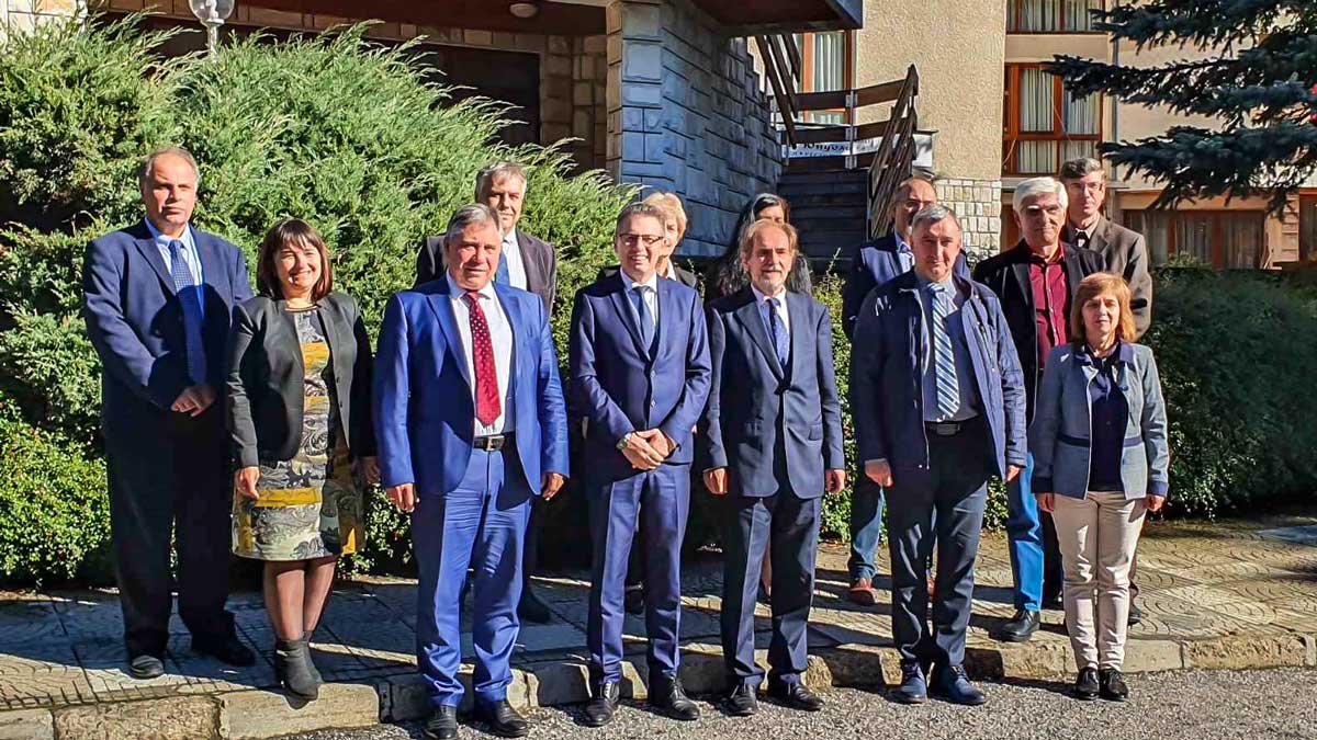 Тракийският университет ще си партнира с 4 други университета от страната