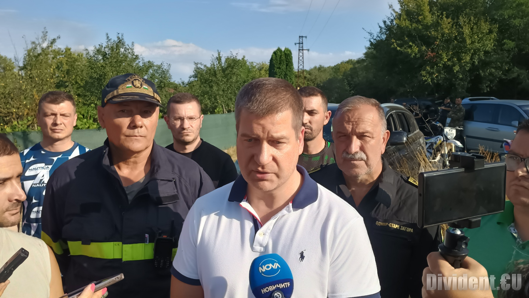 Спасиха десетки къщи и хора от изгаряне в пожара на 7-ми километър в Стара Загора