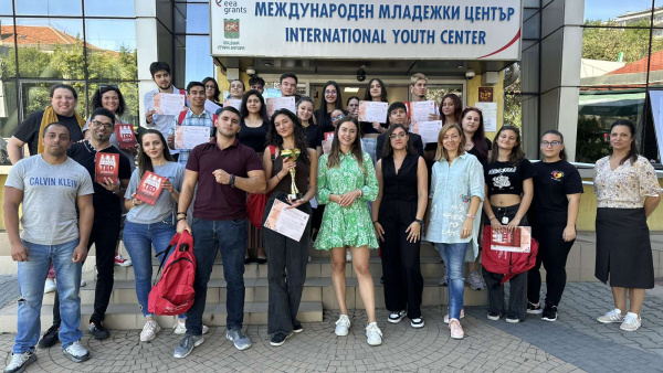Таланти от страната впечатлиха с умения в Националния шампионат по презентиране