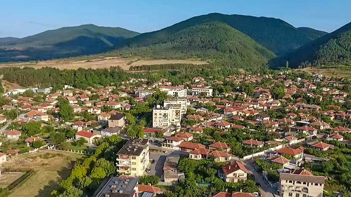 Безплатни автобуси ще возят от селата до Гурково за празничните събития