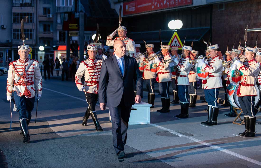 Президентът Румен Радев откри празниците за Деня на Чирпан и Съединението - 6 септември