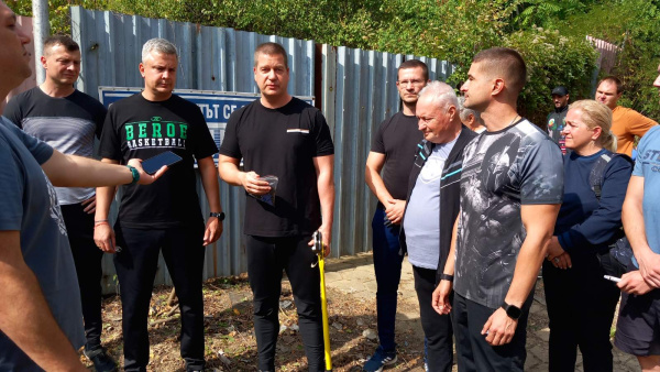 Кметът Живко Тодоров: Връщаме на хората заградения терен в парка на кв.  Три чучура-център