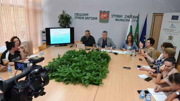894 старозагорски домакинства смениха печките на дърва и въглища с екологични уреди за отопление