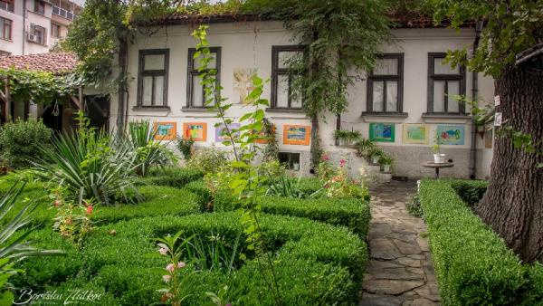 Световният ден на поезията дава старт на Есенни литературни дни 2025 в Стара Загора