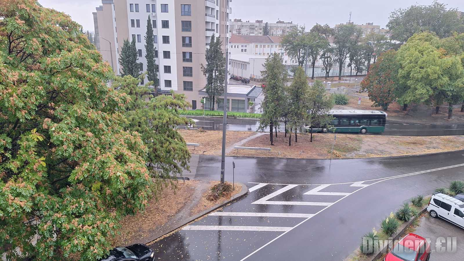Обилните дъждове в Стара Загора стигнаха до 35 литра/ кв. м, поражения няма