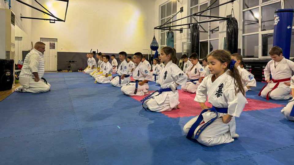 Турнири по карате, плуване и детски футбол през уикенда в Стара Загора